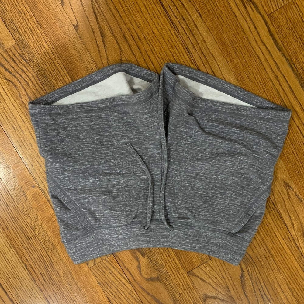 Grey shorts